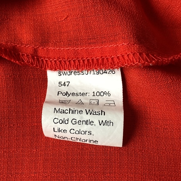 Red Sleeves Square Neckline Dress - Picture 11 of 11